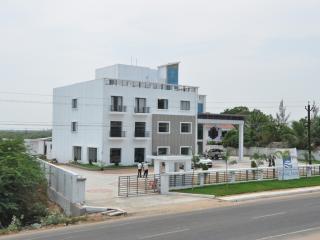 Chandra Royal Inn Velanganni Bagian luar foto